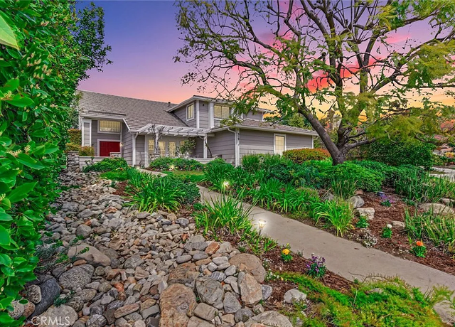 Photo of 319 E Georgetown Pl, Claremont, CA 91711