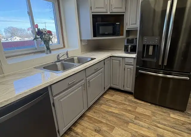 Property at 1763 7th St E, Saint Paul, MN, 55106, 2 beds, 1 bath, [object Object]