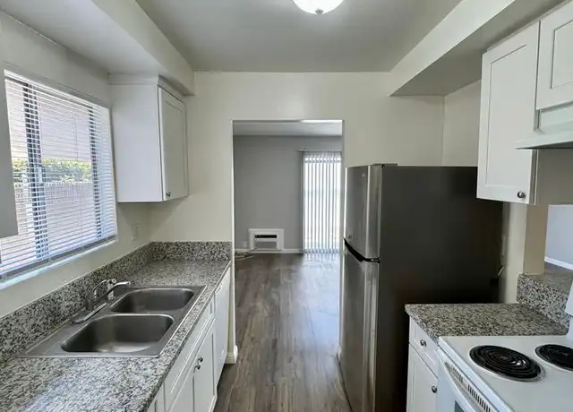 Property at 4321 Green Ave Unit 3, Los Alamitos, CA, 90720, 3 beds, 1.5 baths, [object Object]
