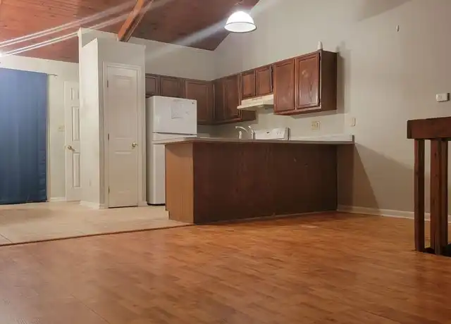 Property at 1138 Dale Dr Unit 1, Winchester, KY, 40391, 2 beds, 1.5 baths, [object Object]