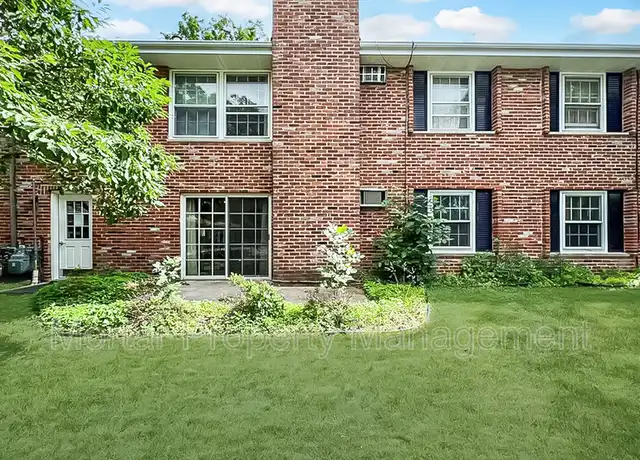 Property at 807 Smetana Rd #3, Hopkins, MN, 55343, 2 beds, 1 bath, [object Object]