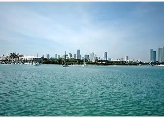 Property at 1140 Venetian Way Unit 2C, Miami Beach, FL, 33139, 1 bed, 1 bath, [object Object]