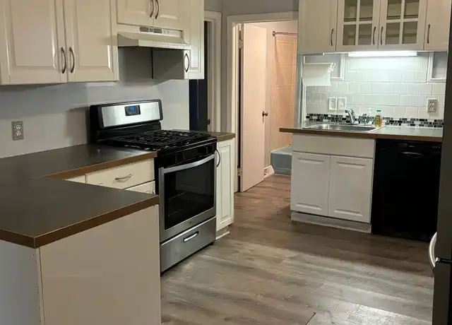 Property at 10 Rockdale Ave Unit 1, Lowell, MA, 01854, 3 beds, 1 bath, [object Object]