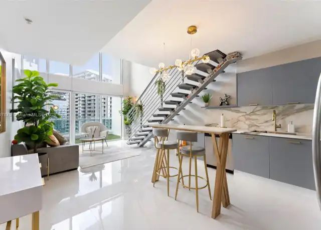 Property at 41 SE 5th St #2306, Miami, FL, 33131, 1 bed, 1.5 baths, [object Object]