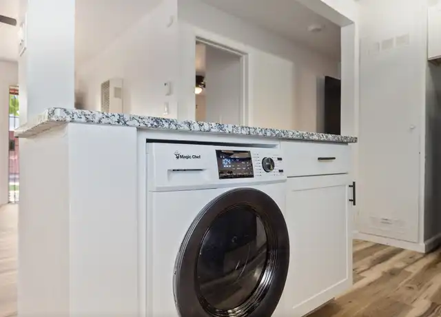 Property at 917 Amherst Dr SE Unit 1, Albuquerque, NM, 87106, 1 bed, 1 bath, [object Object]