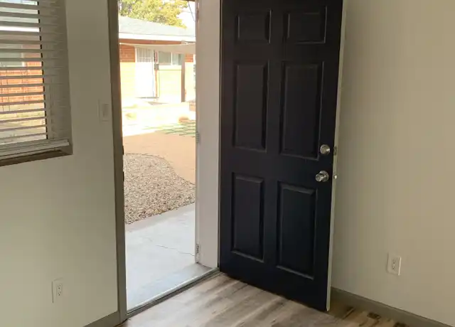 Property at 917 Amherst Dr SE Unit 1, Albuquerque, NM, 87106, 1 bed, 1 bath, [object Object]