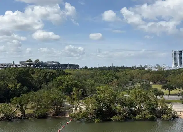 Property at 16385 Biscayne Blvd #504, Aventura, FL, 33160, 2 beds, 2 baths, [object Object]