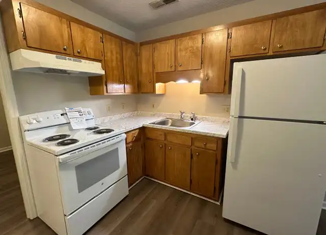 Property at 34 Walton Dr Unit 34, Lynchburg, VA, 24502, 1 bed, 1 bath, [object Object]