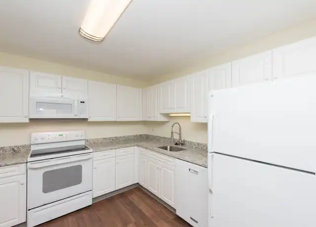 Property at Chestnut Hill South - 835 Mix Ave, Hamden, CT, 06514, 1-2 bed, 1-2 bath, [object Object]