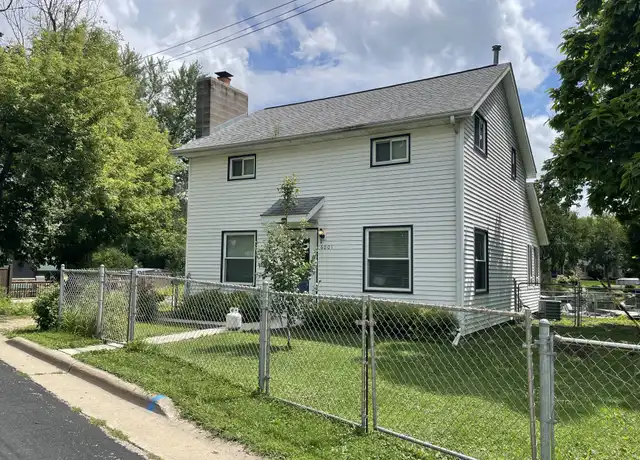 Property at 6001 Lake Edge Rd, McFarland, WI, 53558, 2 beds, 1.5 baths, [object Object]