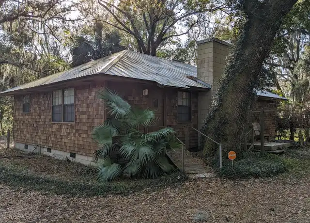 Property at 129 Hindman Ln, Brunswick, GA, 31525, 2 beds, 2 baths, [object Object]