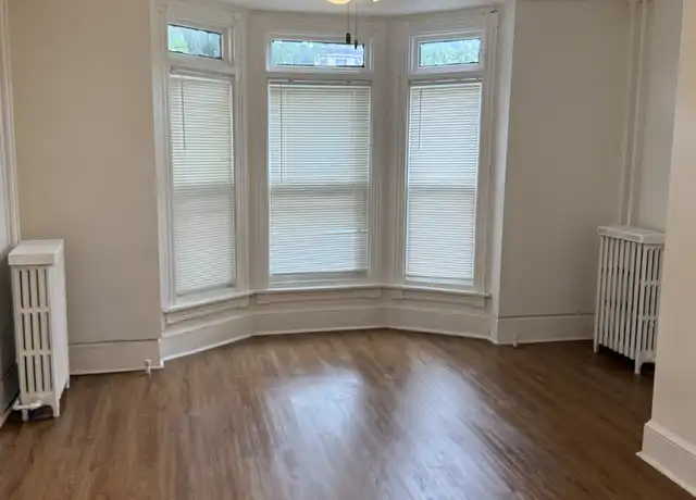 Property at 1041 N 5th St Unit 2ND Floor, Reading, PA, 19601, 1 bed, 1 bath, [object Object]