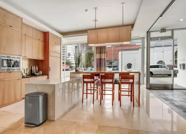 Property at The BW - 1168 S Barrington Ave, Brentwood, CA, 90049, 1 bed, 2 baths, [object Object]