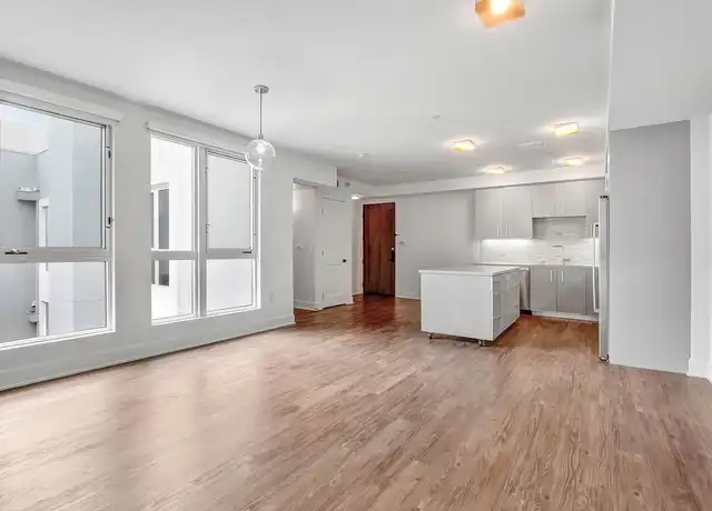 Property at The BW - 1168 S Barrington Ave, Brentwood, CA, 90049, 1-3 bed, 1-3 bath, [object Object]