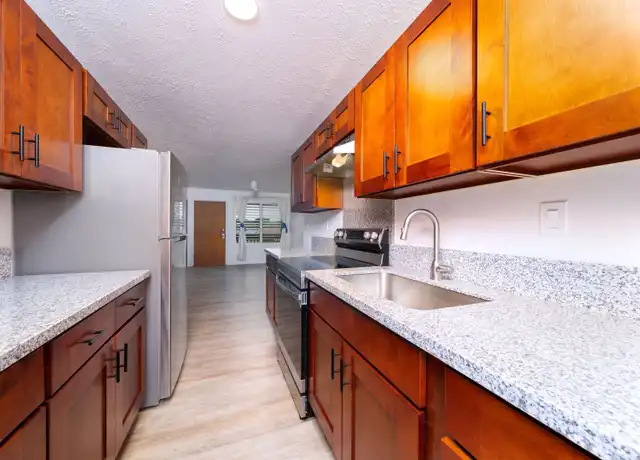 Property at 230 Kapiolani St, Hilo, HI, 96720, 2 beds, 1 bath, [object Object]