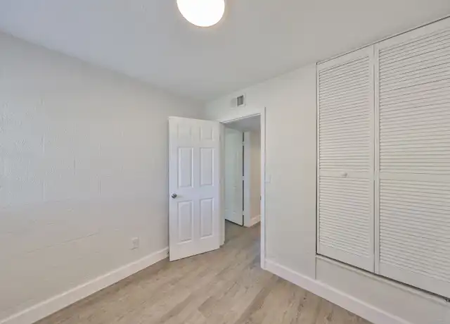Property at 11916 133rd Ave Apt 3, Largo, FL, 33778, 3 beds, 1 bath, [object Object]