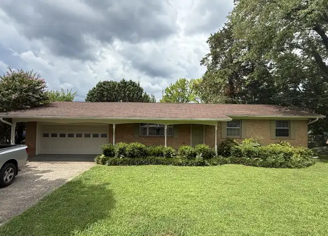 Property at 1625 Green Hill Dr, Hixson, TN, 37343, 3 beds, 2 baths, [object Object]
