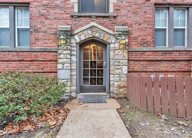 Property at 7557 Buckingham Dr, Saint Louis, MO, 63105, 2 beds, 1 bath, [object Object]