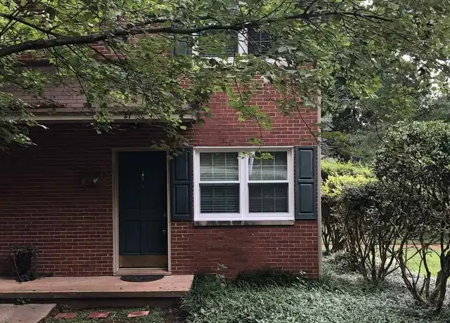 Property at 27 Faris Cir, Greenville, SC, 29605, 2 beds, 1 bath, [object Object]