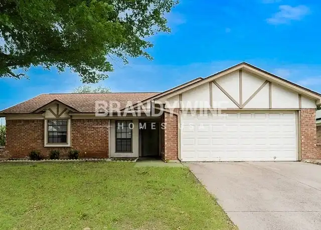 Property at 848 Bristol Ave, Saginaw, TX, 76179, 3 beds, 2 baths, [object Object]