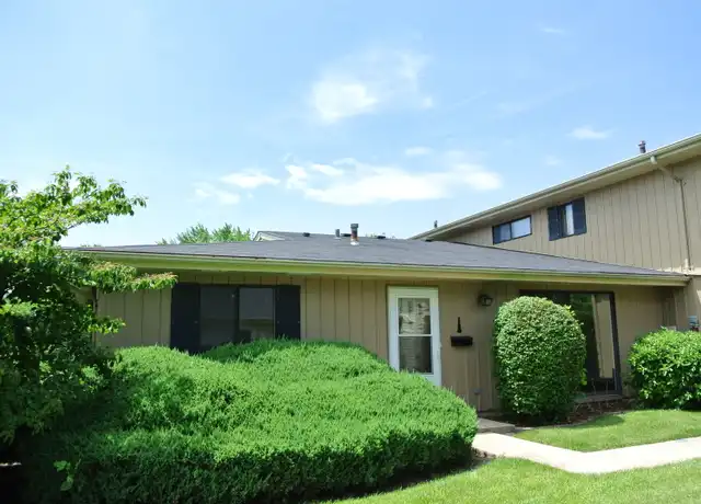 Property at 1335 Forestdale Ct #1335, Schaumburg, IL, 60193, 2 beds, 1 bath, [object Object]