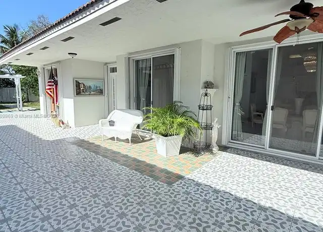 Property at 14121 SW 168th Ln, Miami, FL, 33177, 3 beds, 2 baths, [object Object]
