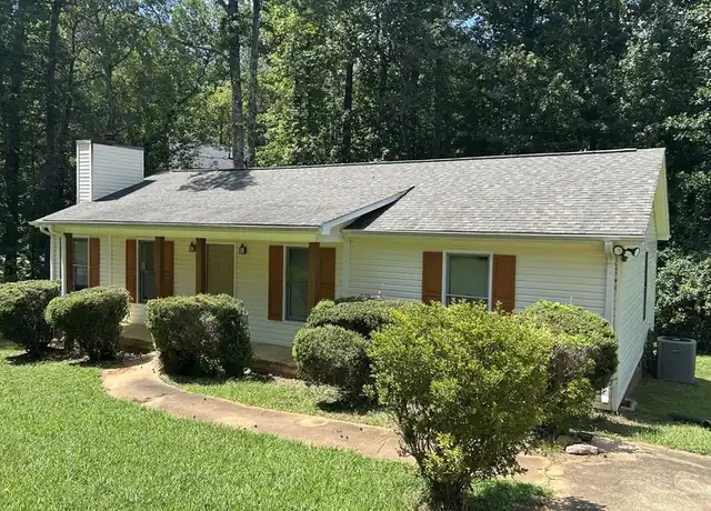 Property at 1003 Still Hollow Ln, Taylors, SC, 29687, 3 beds, 2 baths, [object Object]