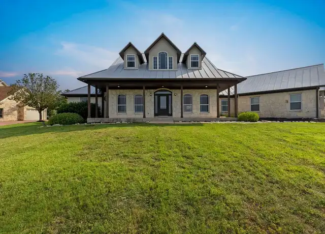 Property at 417 Apache Pass, Hutto, TX, 78634, 5 beds, 3 baths, [object Object]