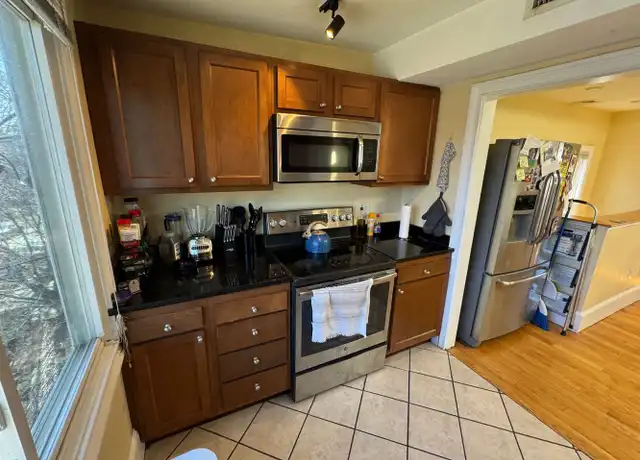 Property at 206 Holland St, Somerville, MA, 02144, 6 beds, 3.5 baths, [object Object]