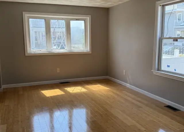 Property at 21 Blakeville St Unit 1, Dorchester, MA, 02121, 4 beds, 2 baths, [object Object]