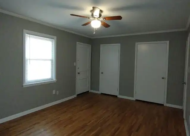 Property at 130 College St Unit 12, Gallatin, TN, 37066, 1 bed, 1 bath, [object Object]