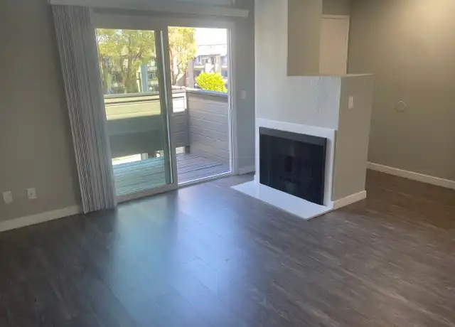 Property at 2111 W 17th St Unit G037, Santa Ana, CA, 92706, 1 bed, 1 bath, [object Object]