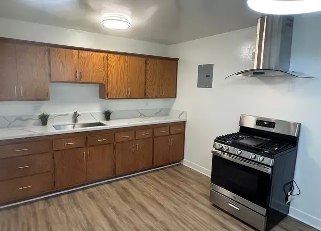 Photo of 14736 Blaine Ave, Bellflower, CA 90706