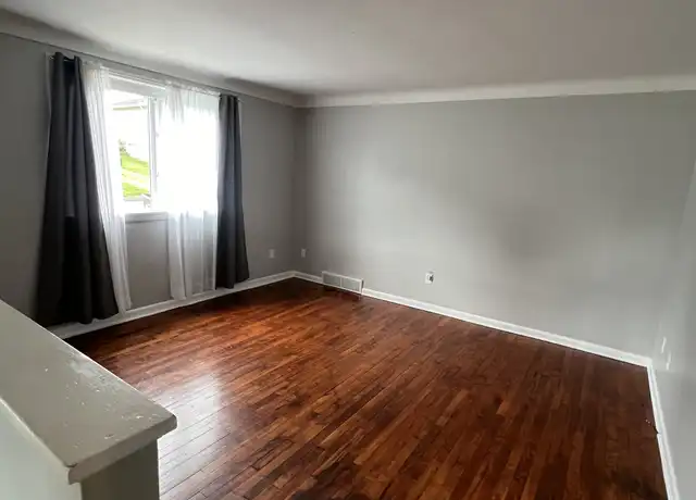 Property at 1163 Delaware St, Export, PA, 15632, 2 beds, 1 bath, [object Object]