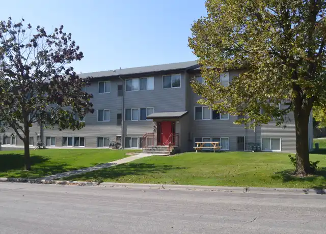 Property at 520 Adams Ave Unit 108, Owatonna, MN, 55060, 2 beds, 1 bath, [object Object]