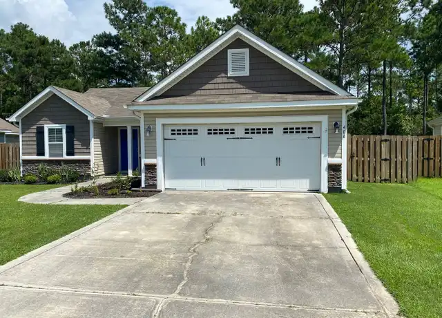 Property at 404 Ridgeway Dr, Sneads Ferry, NC, 28460, 3 beds, 2 baths, [object Object]