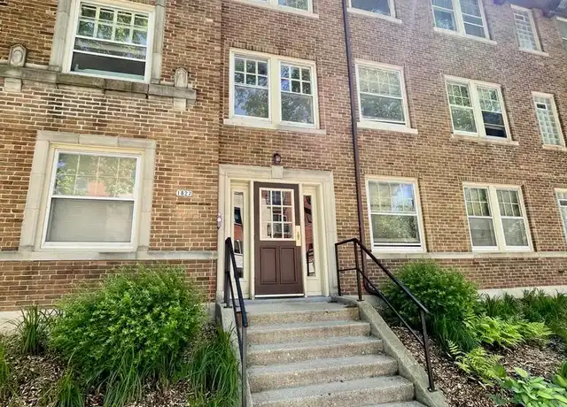 Property at 1827 E Park Pl Unit 32, Milwaukee, WI, 53211, 1 bed, 1 bath, [object Object]