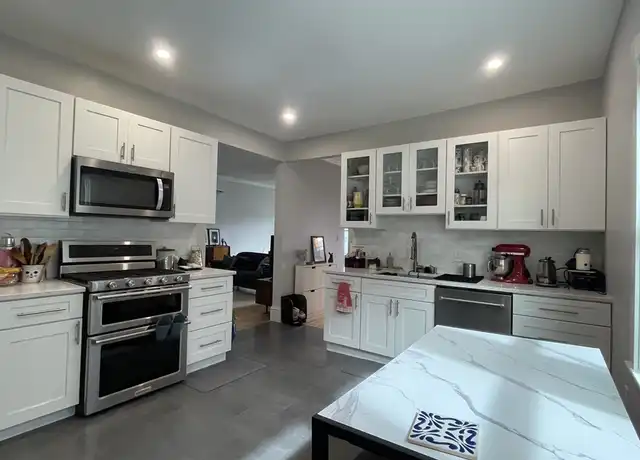 Property at 12 Seven Pines Ave Unit 2, Cambridge, MA, 02140, 5 beds, 2 baths, [object Object]