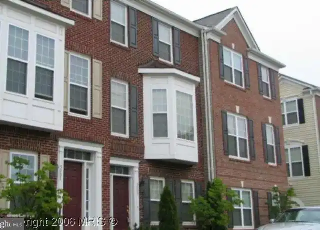 Property at 5005 Cool Fountain Ln, Centreville, VA, 20120, 3 beds, 2.5 baths, [object Object]
