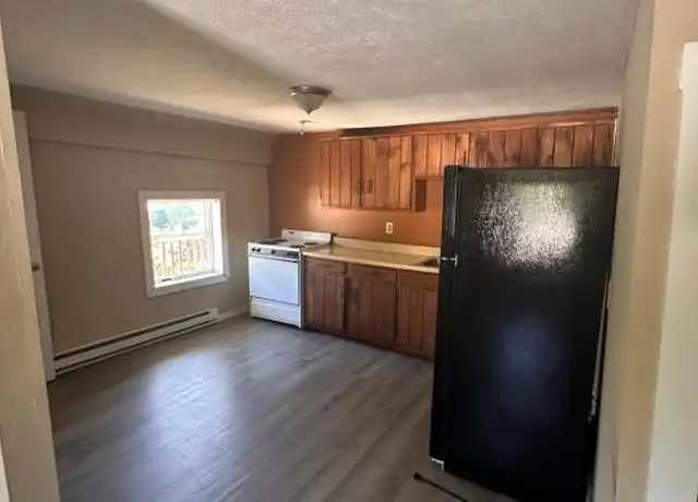 Property at 16-18 Bridge St Unit 18C, New Braintree, MA, 01531, 2 beds, 1 bath, [object Object]