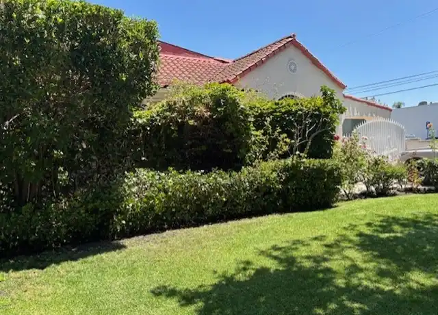 Property at 320 N Laurel Ave, Los Angeles, CA, 90048, 3 beds, 2.5 baths, [object Object]