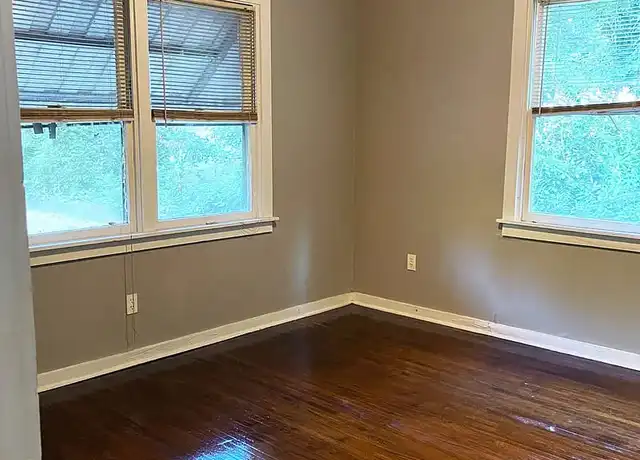 Property at 2609 John Barrow Rd, Little Rock, AR, 72204, 2 beds, 1 bath, [object Object]