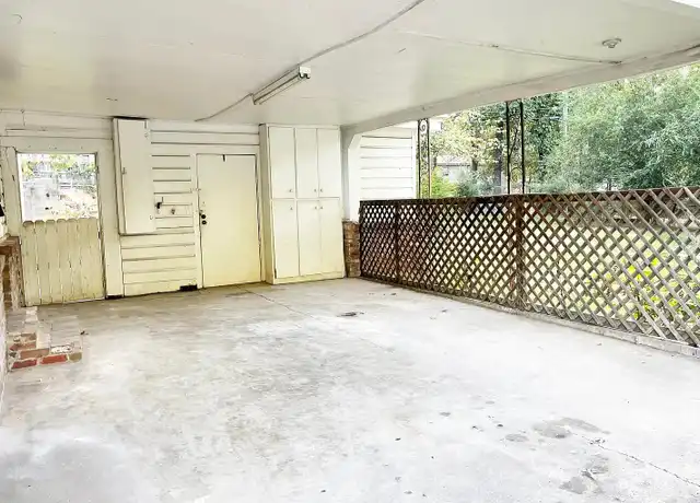 Property at 2609 John Barrow Rd, Little Rock, AR, 72204, 2 beds, 1 bath, [object Object]