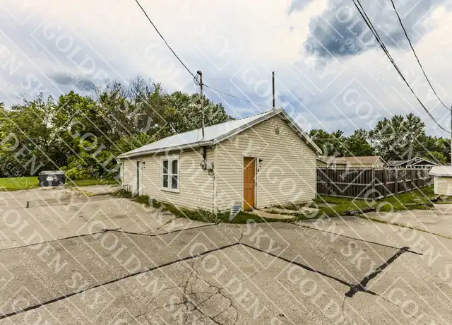 Property at 2011 E 18th St Unit 13, Muncie, IN, 47302, 2 beds, 1 bath, [object Object]