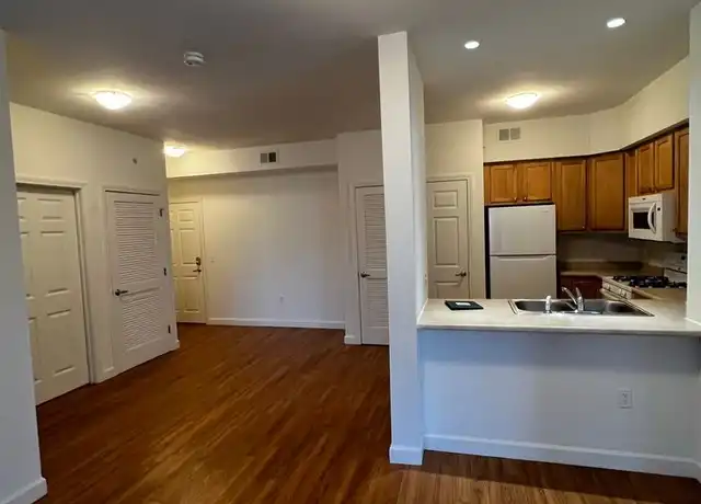Property at 245 Perimeter Dr Unit 101, Colchester, VT, 05446, 2 beds, 2 baths, [object Object]
