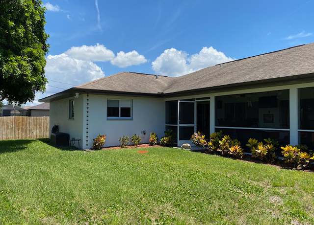 Photo of 1017 SW 23rd St, Cape Coral, FL 33991