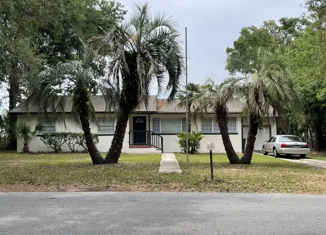 Property at 3517 NE 12th St, Ocala, FL, 34470, 4 beds, 2 baths, [object Object]