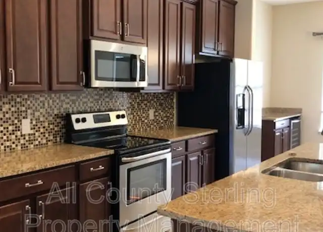 Property at 3220 Porta Romano Way, Lake Mary, FL, 32746, 3 beds, 3.5 baths, [object Object]