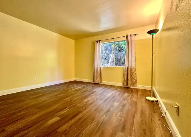 Property at 11275 Avenida de los Lobos Unit B, San Diego, CA, 92127, 2 beds, 2 baths, [object Object]