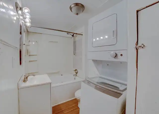 Property at 1625 E 4th St Unit 1625, Tulsa, OK, 74120, 1 bed, 1 bath, [object Object]